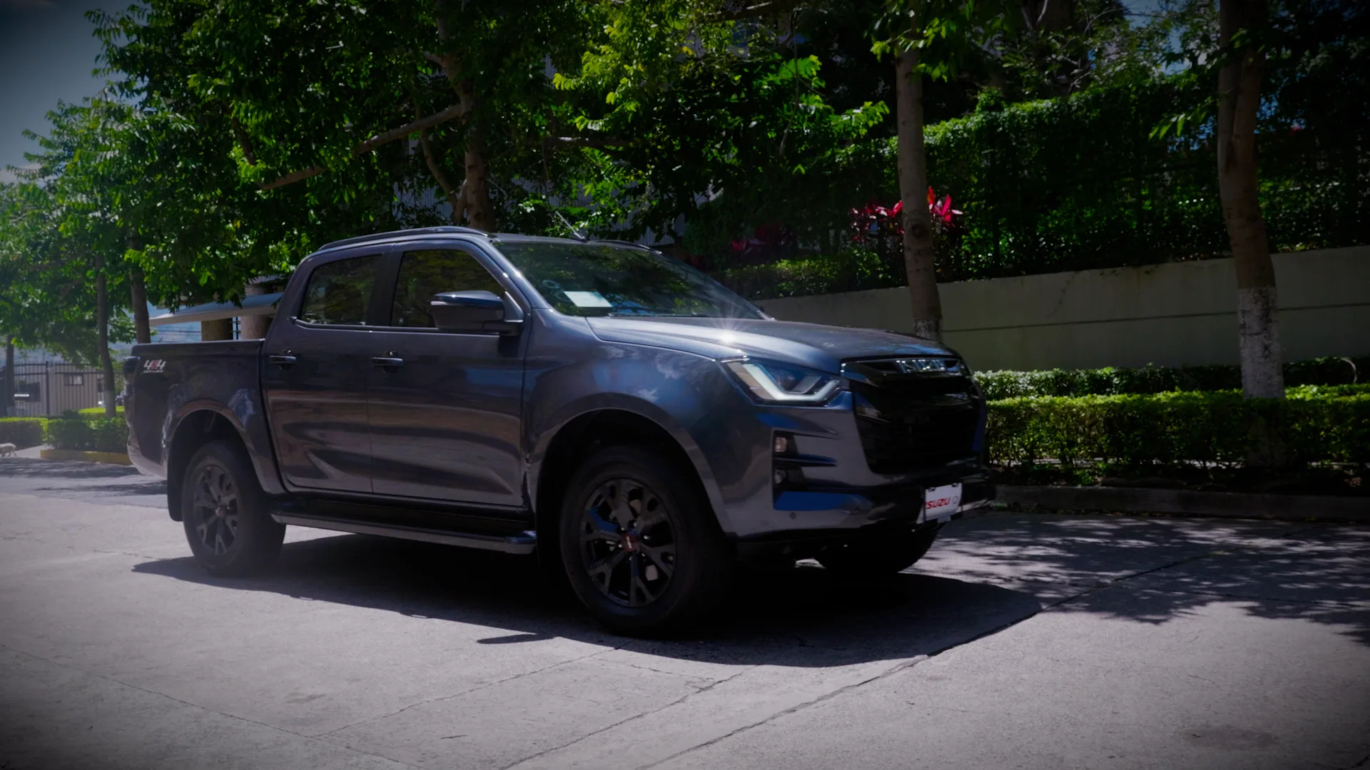 Gallery 8M — A lot to recognize · Isuzu